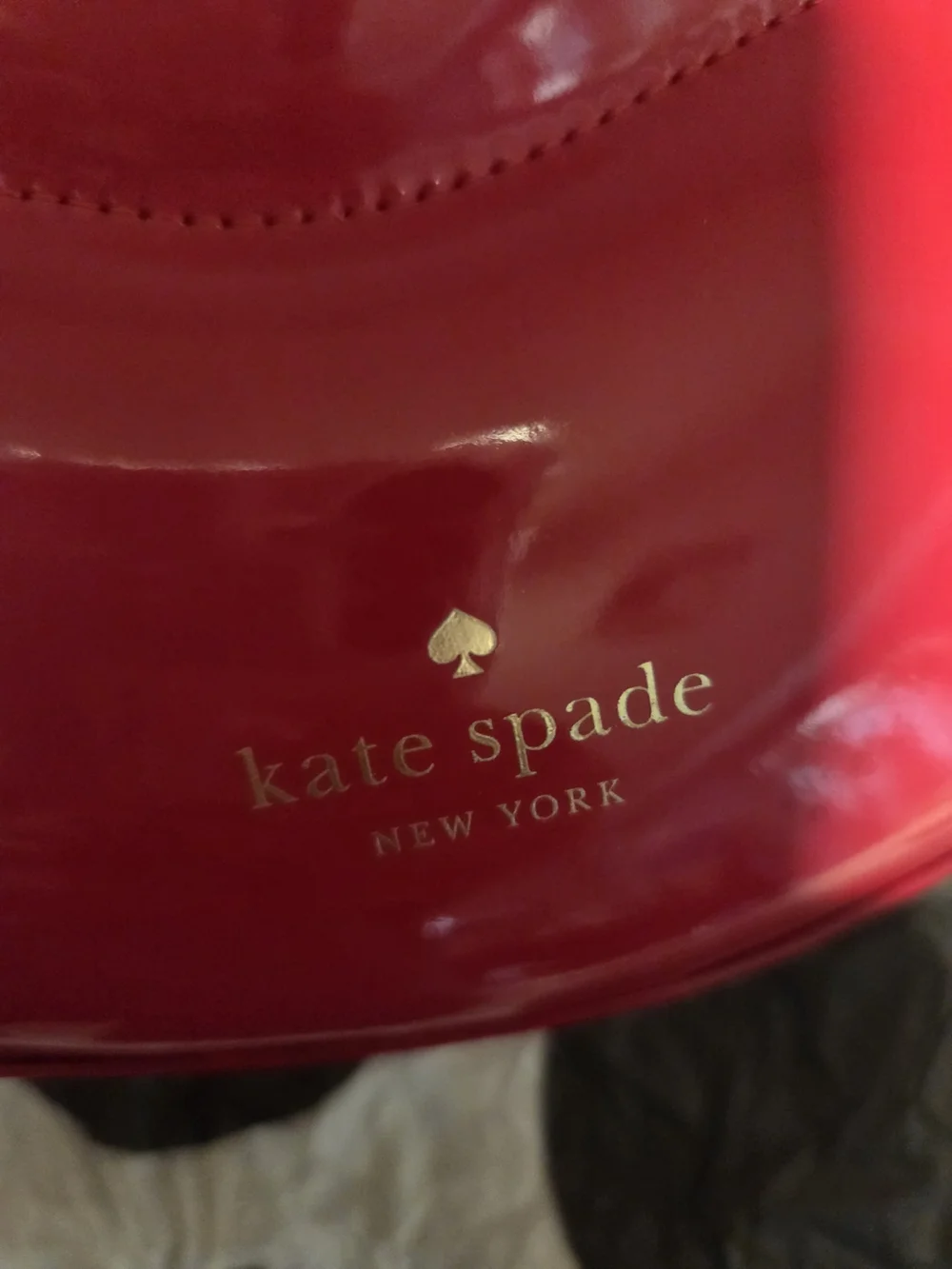 kate spade New York Red Patent Lip-Shaped  Bag